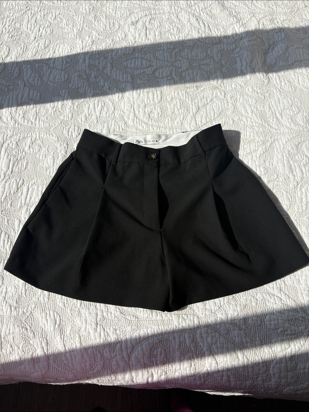 Zara Black High-Waist Women’s Shorts